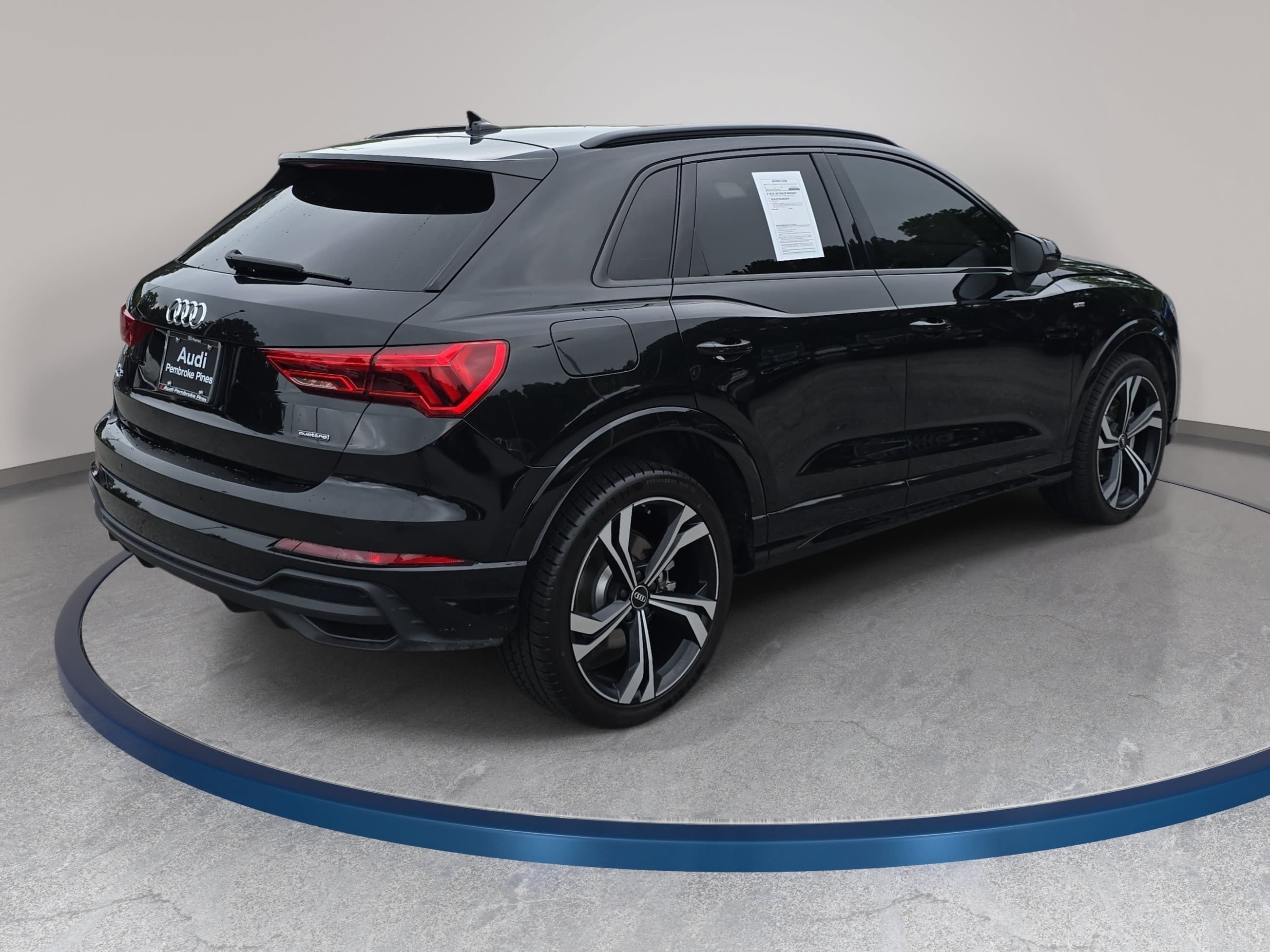Used 2023 Audi Q3 2.0T Premium Plus w/ Premium Plus Package AWD/4WD image 5