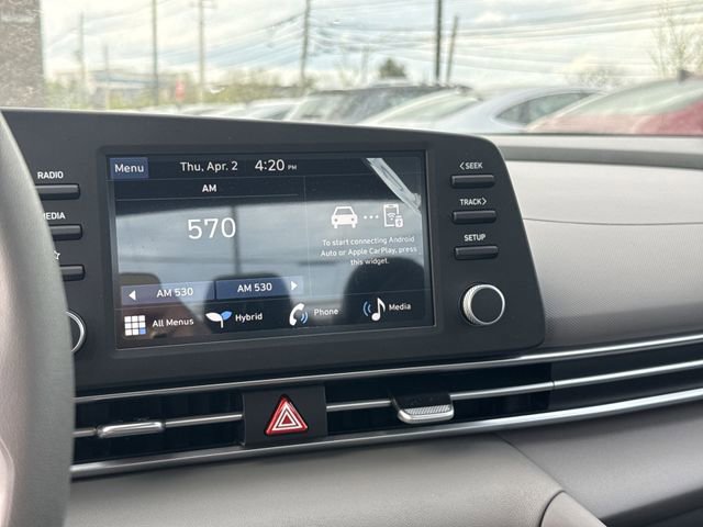 New 2026 Hyundai Elantra Hybrid FWD image 16