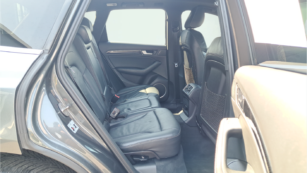 Used 2015 Audi SQ5 Premium Plus w/ Technology Package AWD/4WD image 14