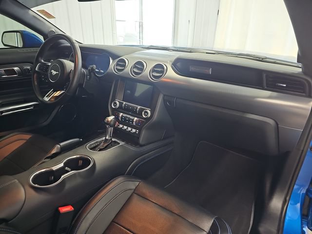 Used 2019 Ford Mustang GT Premium w/ Equipment Group 401A RWD image 28