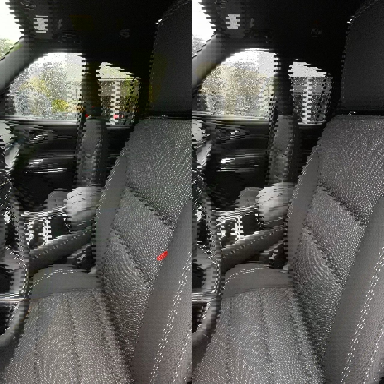 Used 2025 Chevrolet Traverse LT image 21