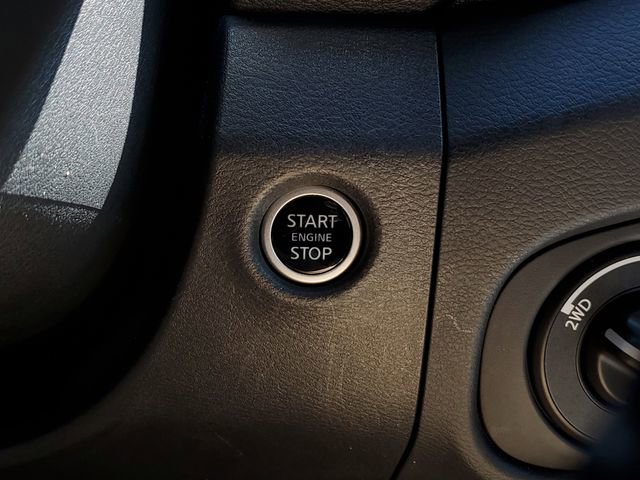 Used 2023 Nissan Frontier SV w/ SV Convenience Package image 34