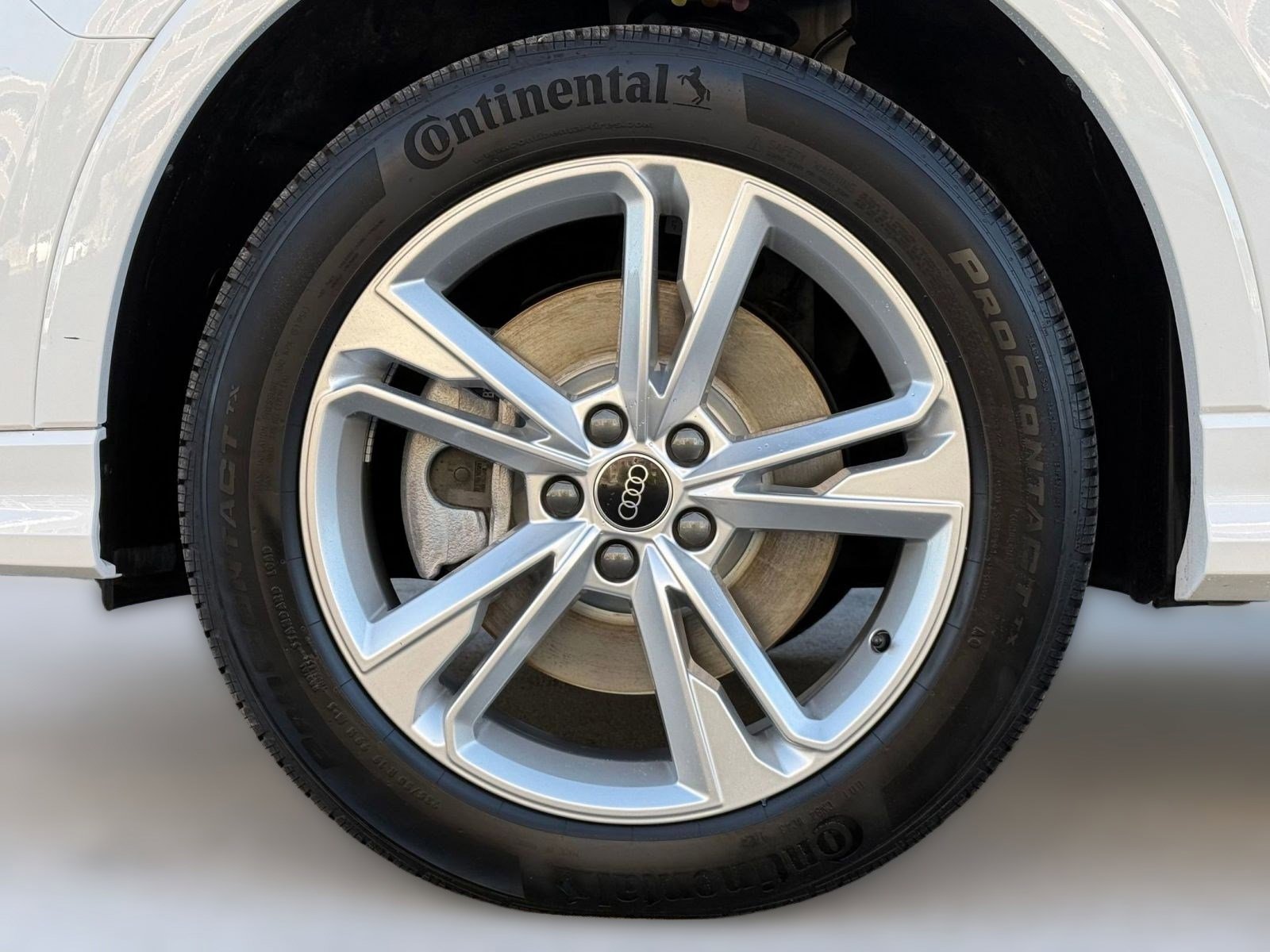 Used 2024 Audi Q3 2.0T Premium Plus w/ Premium Plus Package image 12