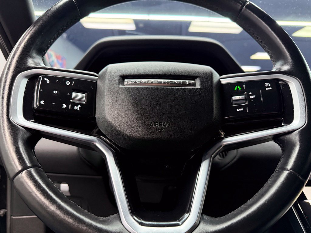 Used 2021 Land Rover Range Rover Evoque SE AWD/4WD image 23
