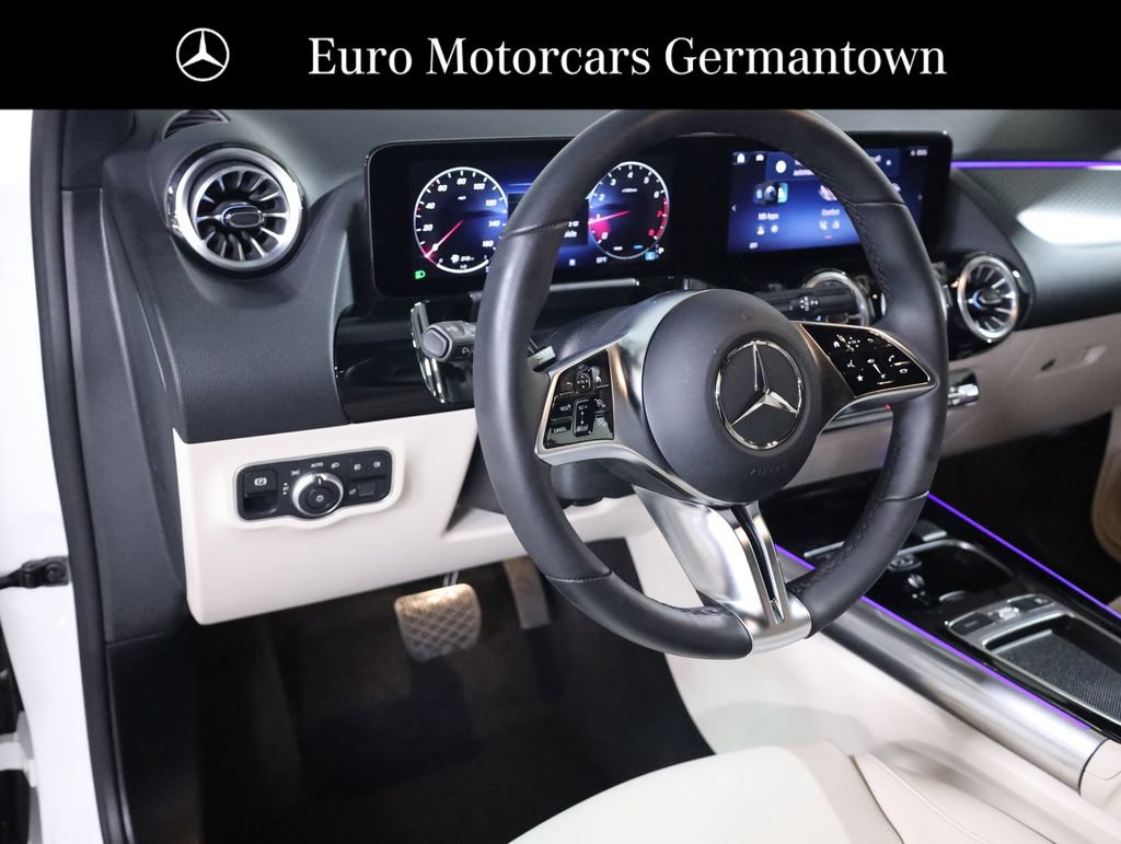 Used 2026 Mercedes-Benz GLA 250 4MATIC image 34