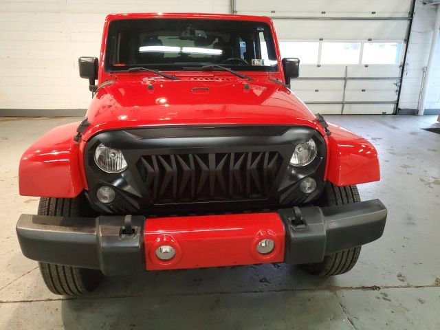 Used 2016 Jeep Wrangler Sahara w/ Connectivity Group AWD/4WD image 10