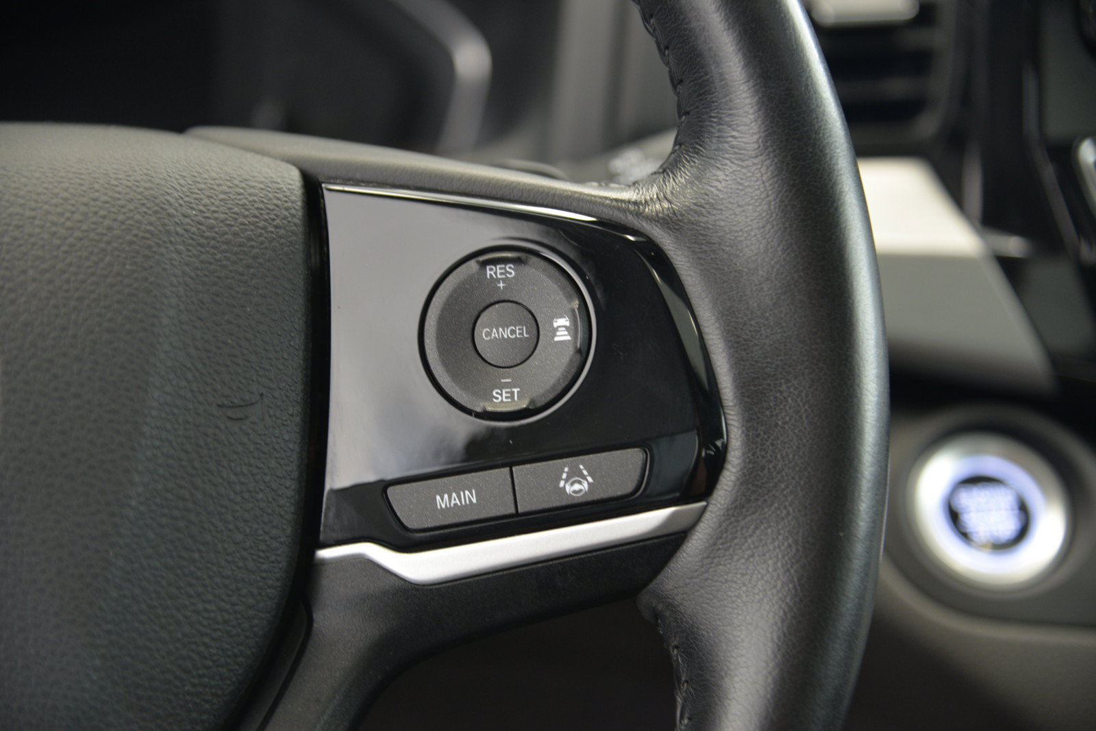 Used 2018 Honda Odyssey Touring image 17