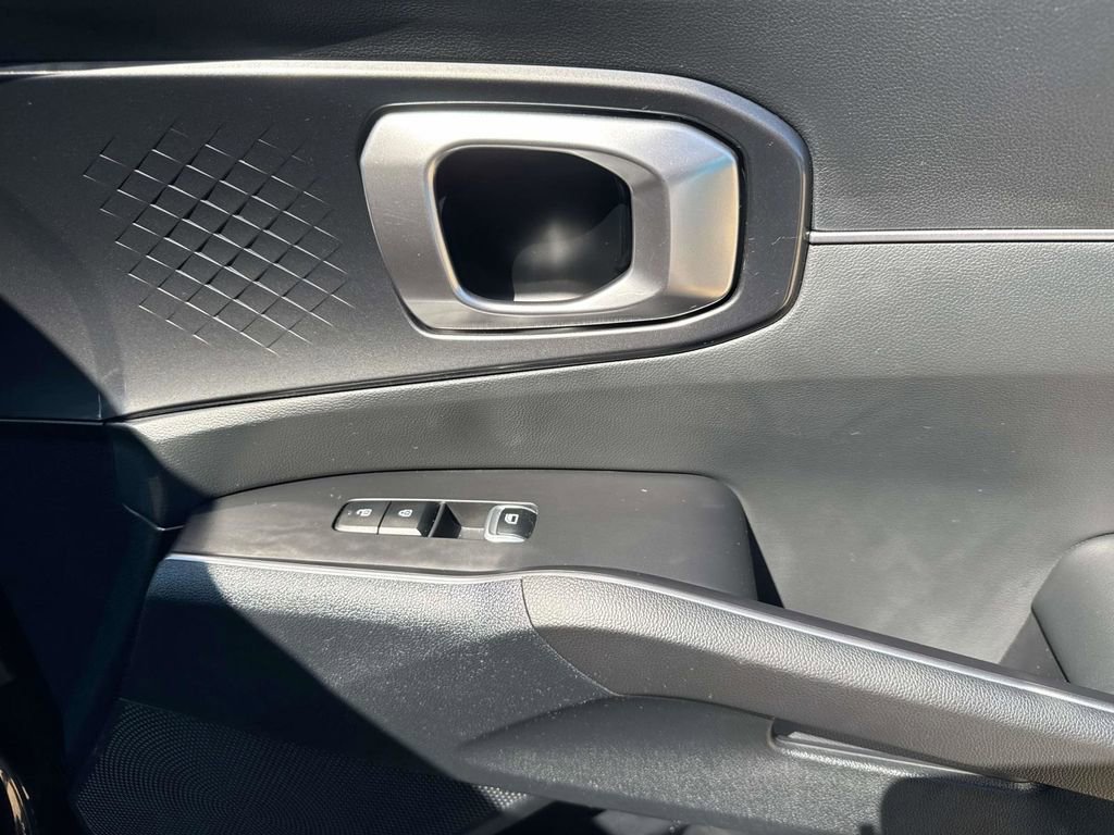 Used 2025 Kia Sorento S w/ Panoramic Sunroof Package FWD image 15