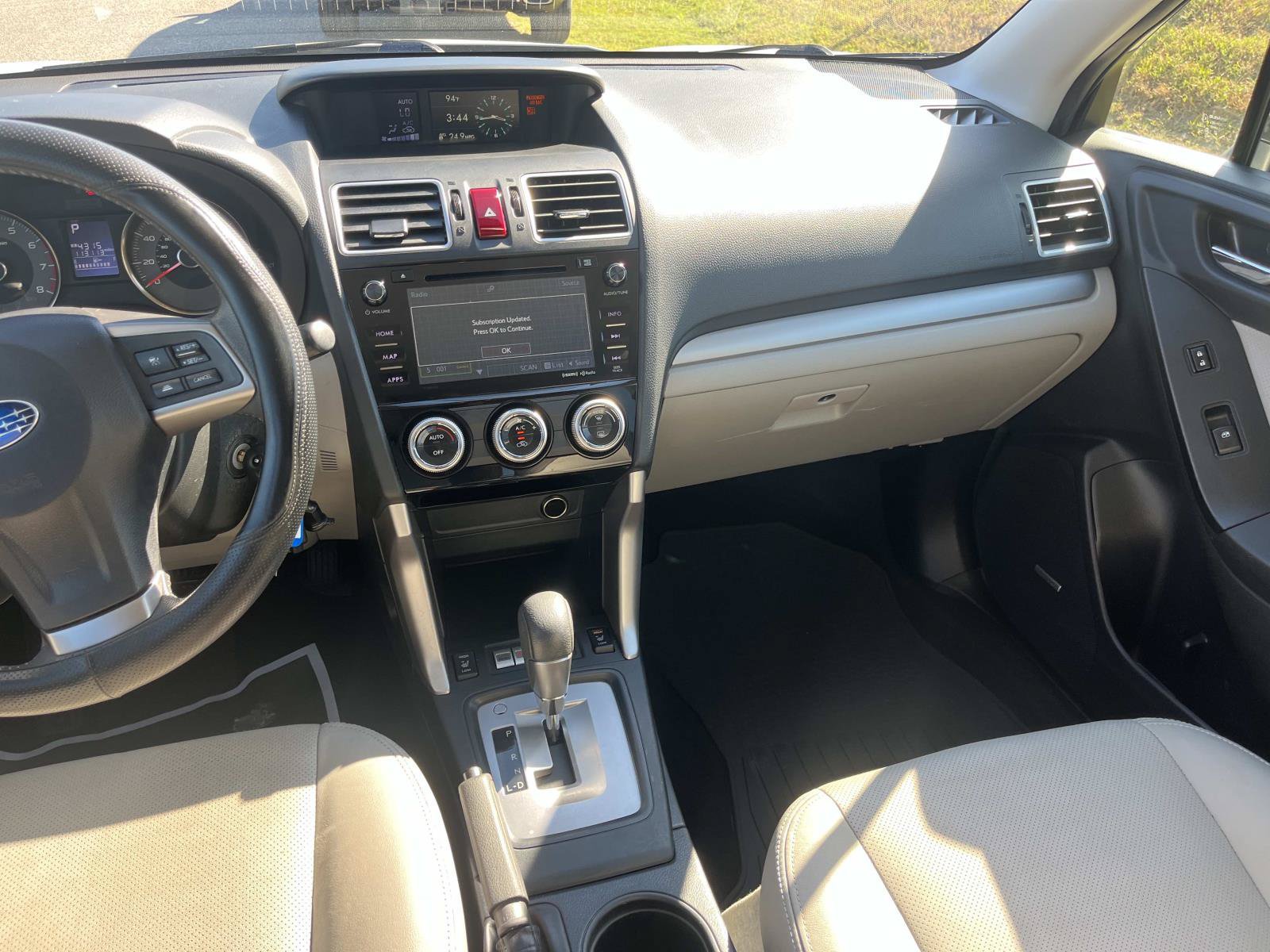 Used 2016 Subaru Forester 2.5i Limited AWD/4WD image 15