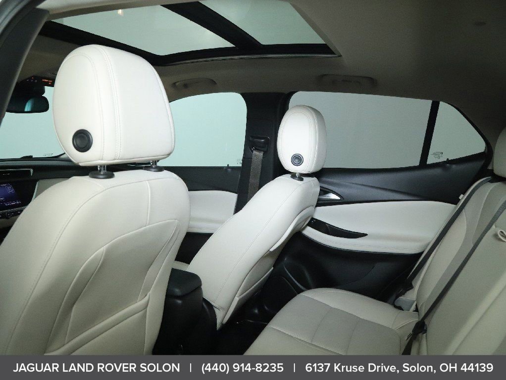 Used 2020 Buick Encore GX Essence w/ Experience Buick Package image 19