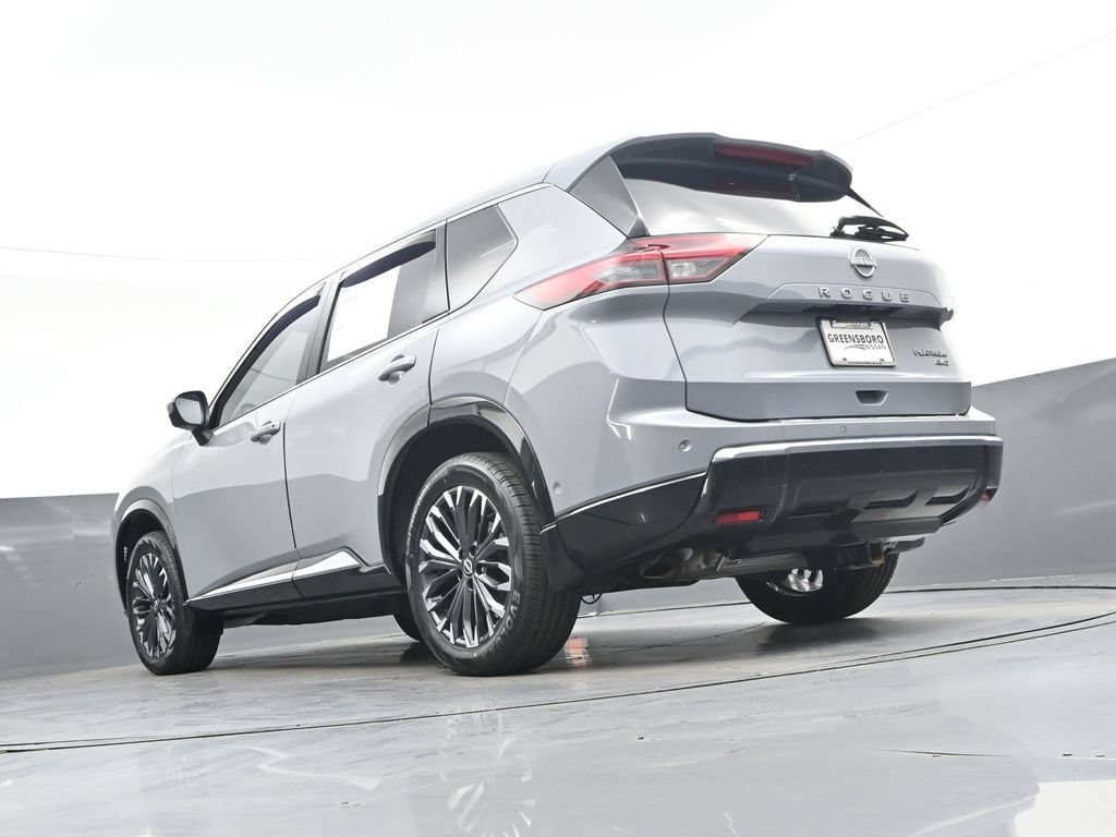 Certified 2024 Nissan Rogue Platinum w/ Platinum Premium Package AWD/4WD image 44