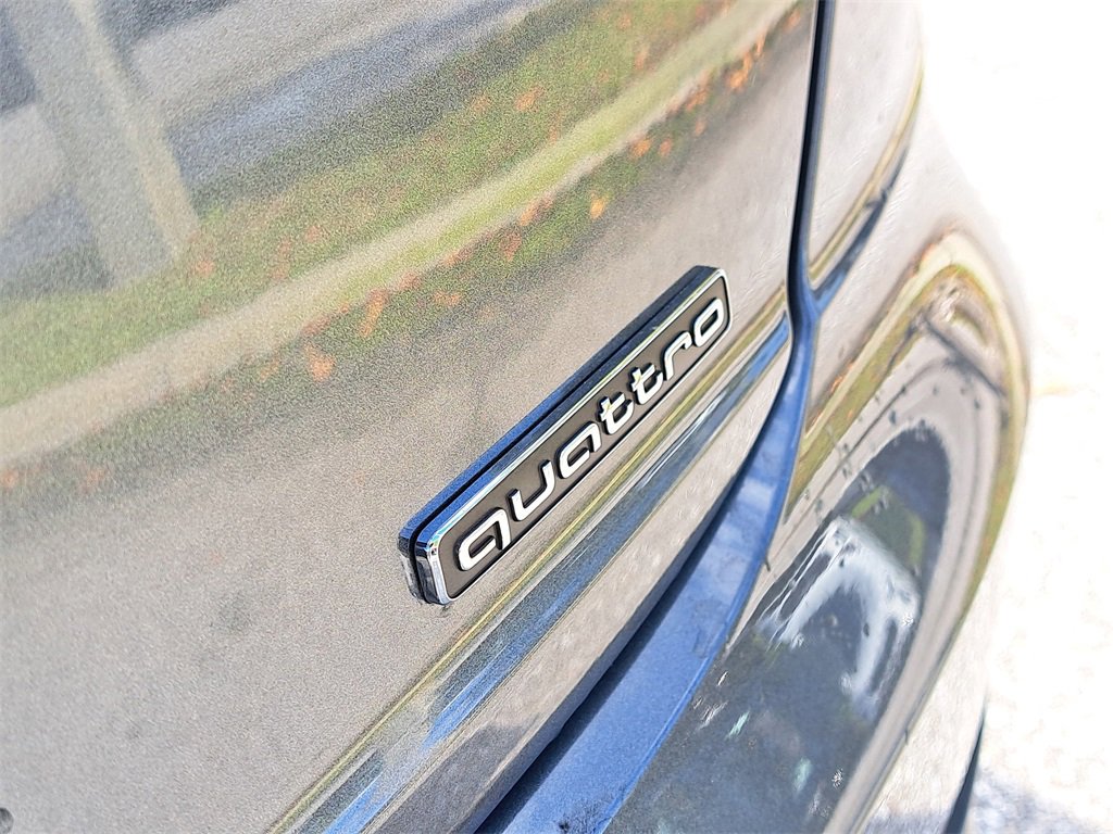 Certified 2023 Audi Q8 Prestige image 6