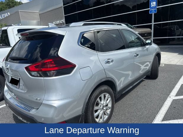 Used 2020 Nissan Rogue SV FWD image 6