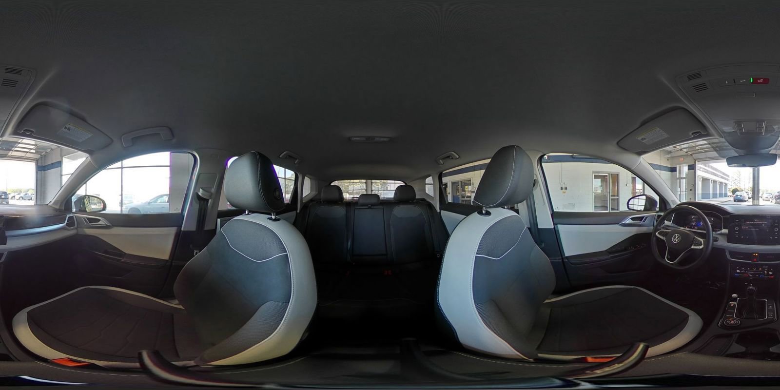 Used 2025 Volkswagen Taos SE image 47