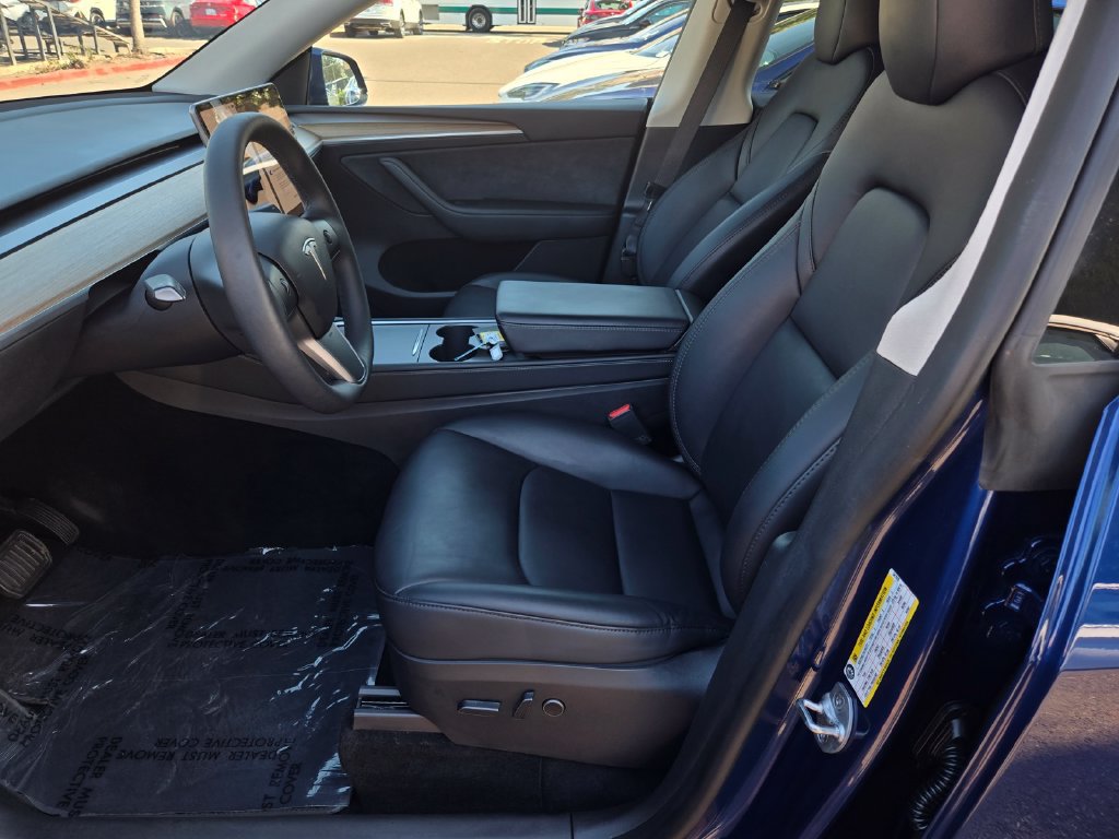 Used 2023 Tesla Model Y 2WD image 16