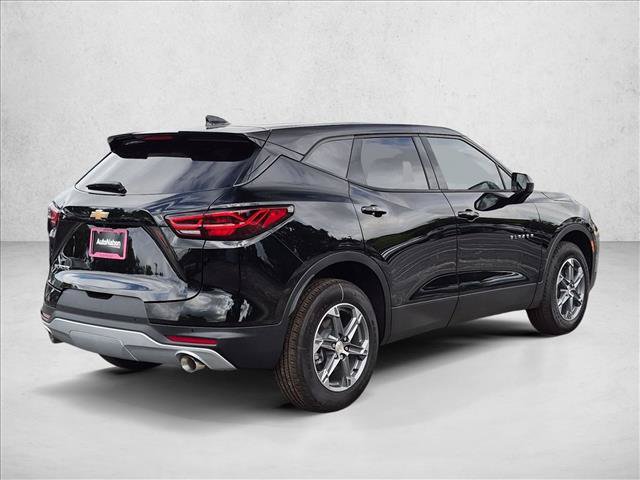 New 2026 Chevrolet Blazer LT FWD image 2