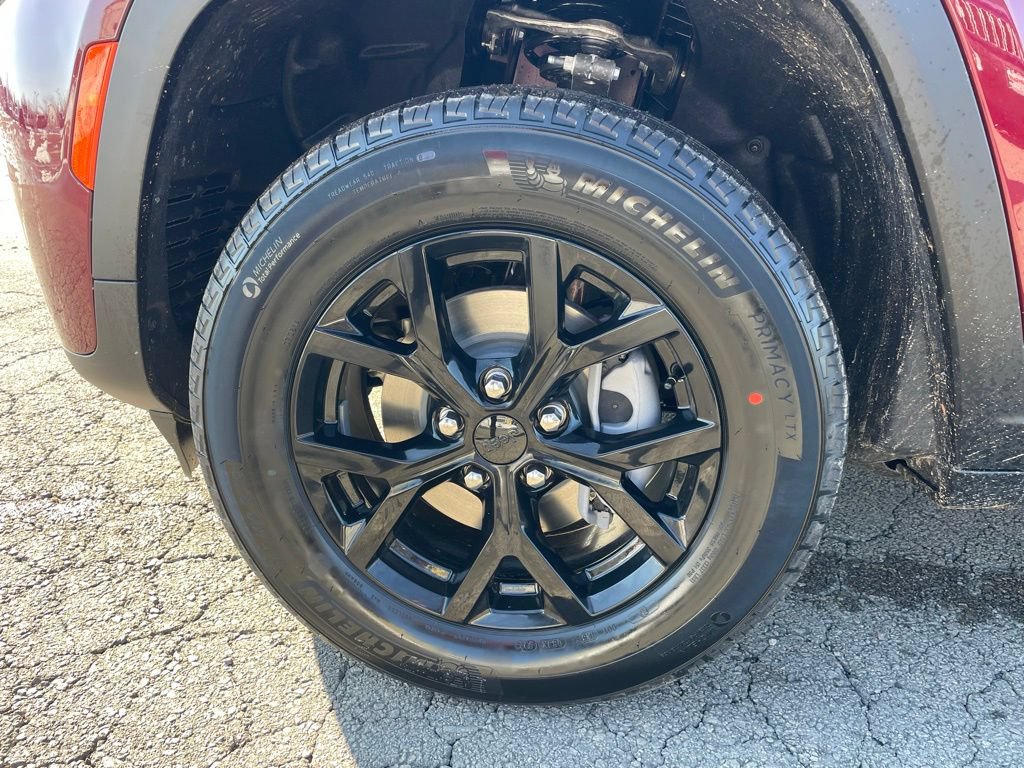 New 2026 Jeep Grand Cherokee Altitude AWD/4WD image 23