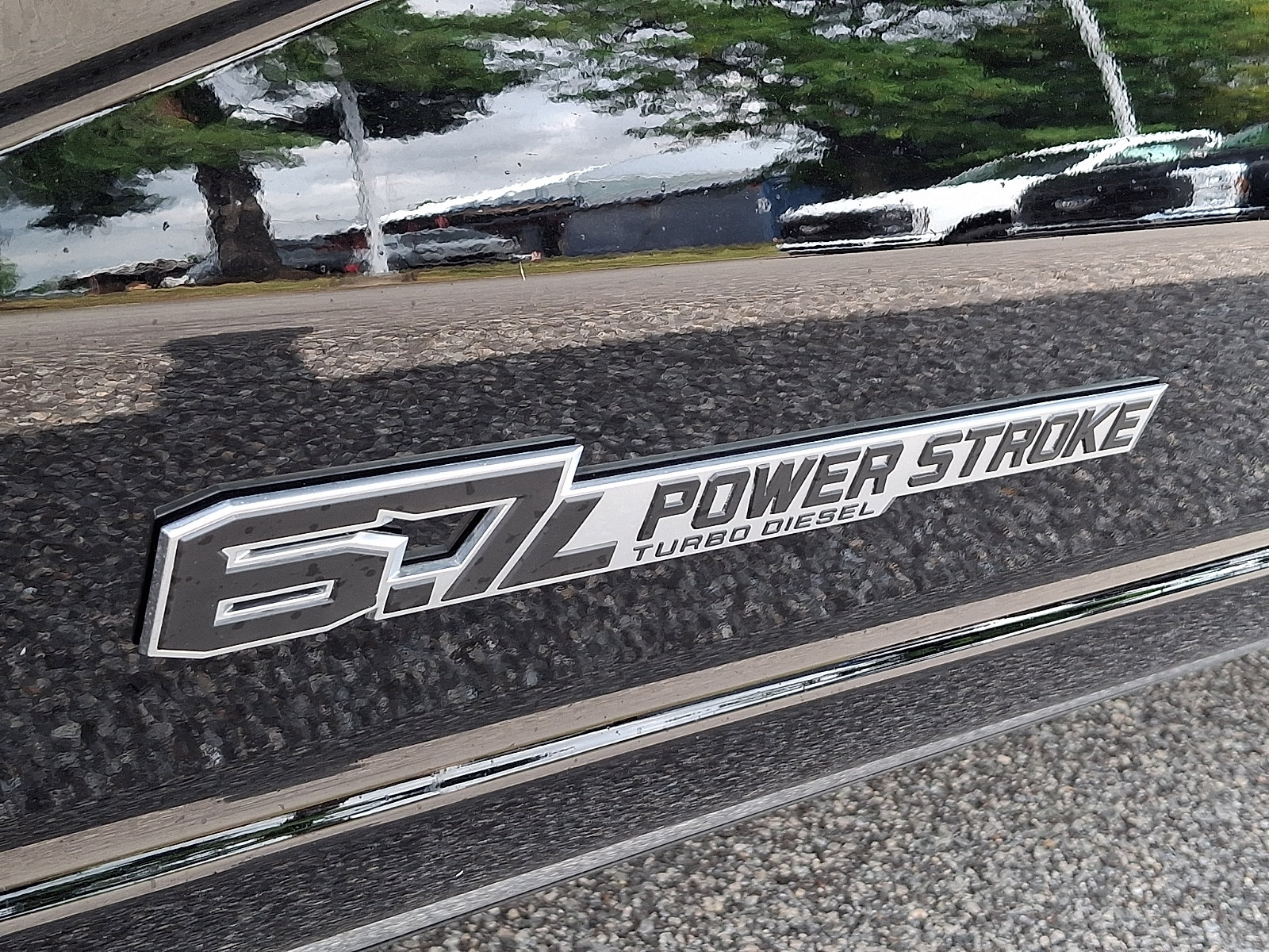 Used 2024 Ford F250 Platinum w/ FX4 Off-Road Package AWD/4WD image 32
