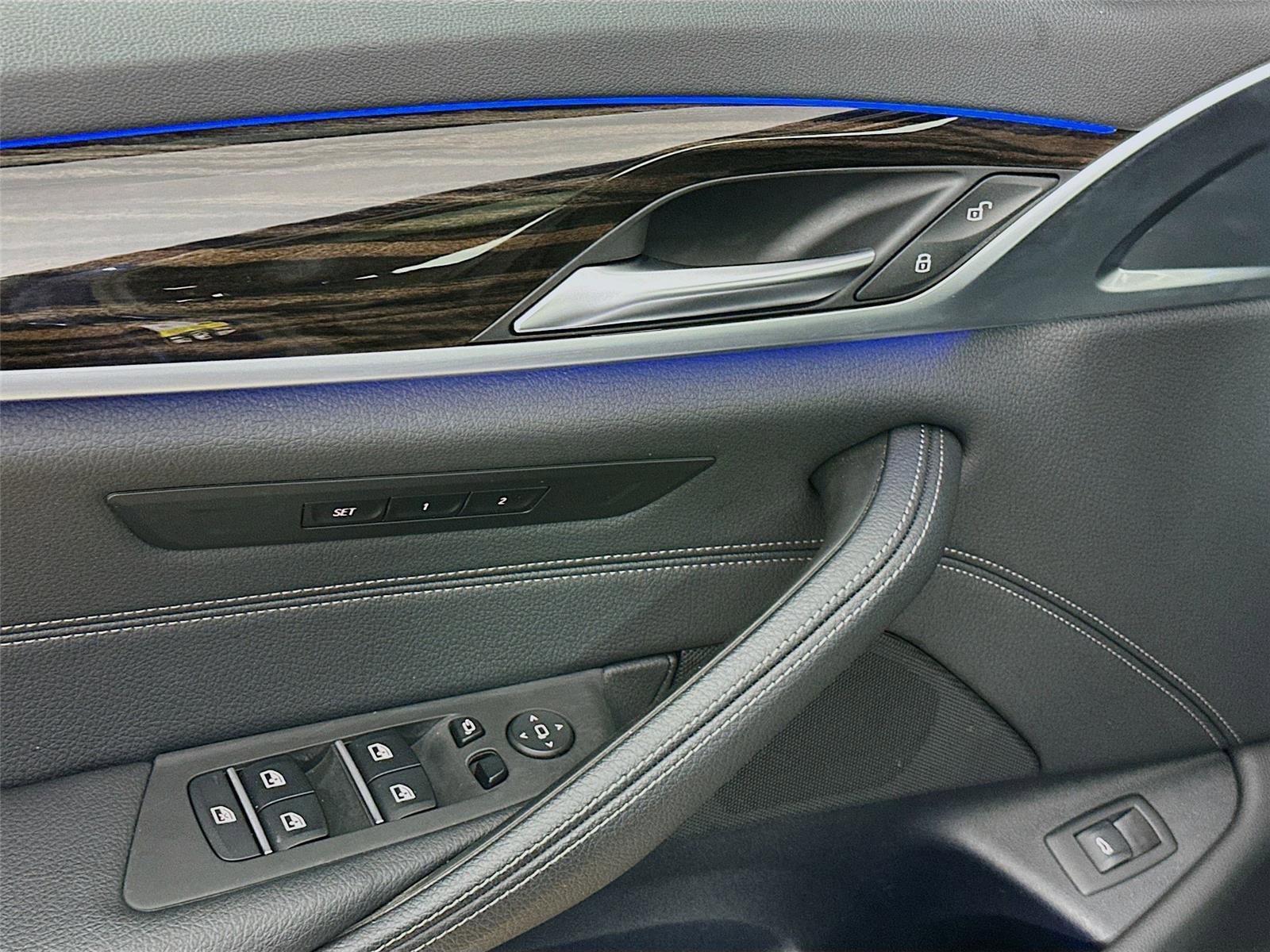 Certified 2023 BMW 530i xDrive w/ Convenience Package image 18