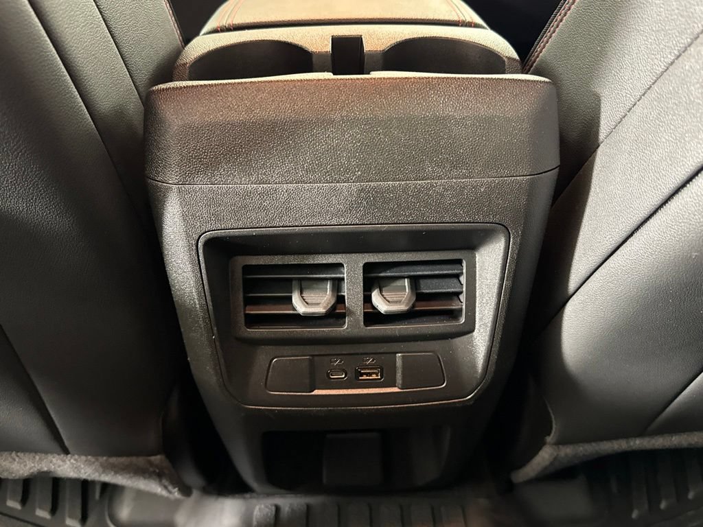 Certified 2025 GMC Canyon AT4 w/ AT4X Package AWD/4WD image 32