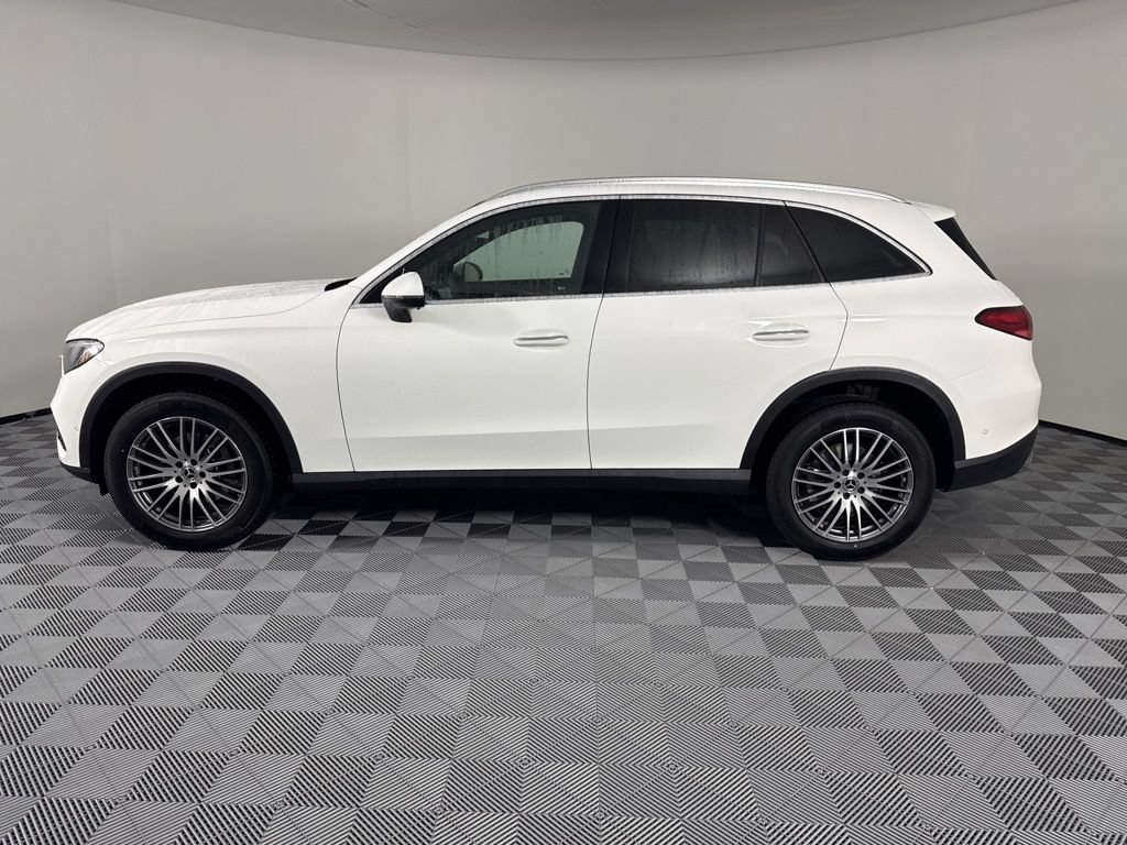 Certified 2026 Mercedes-Benz GLC 300 4MATIC image 9