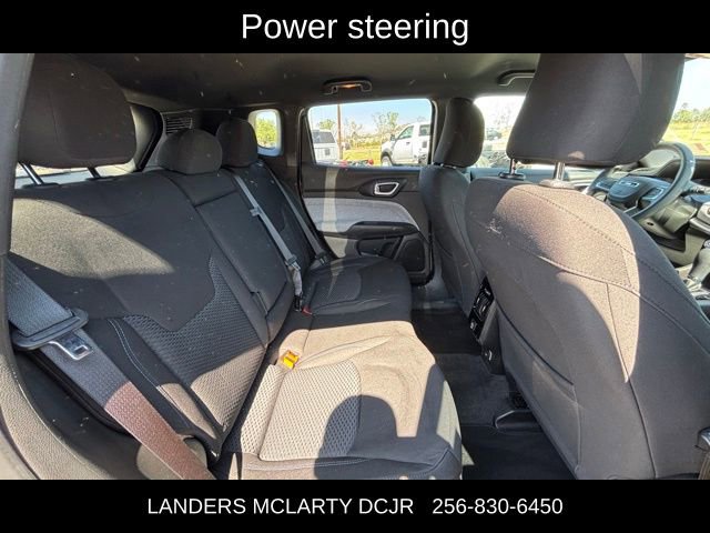 Used 2024 Jeep Compass Sport image 13