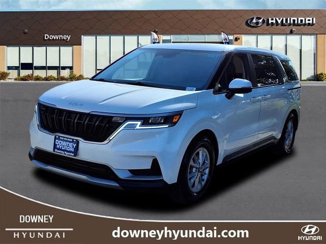Used 2023 Kia Carnival LX video 1