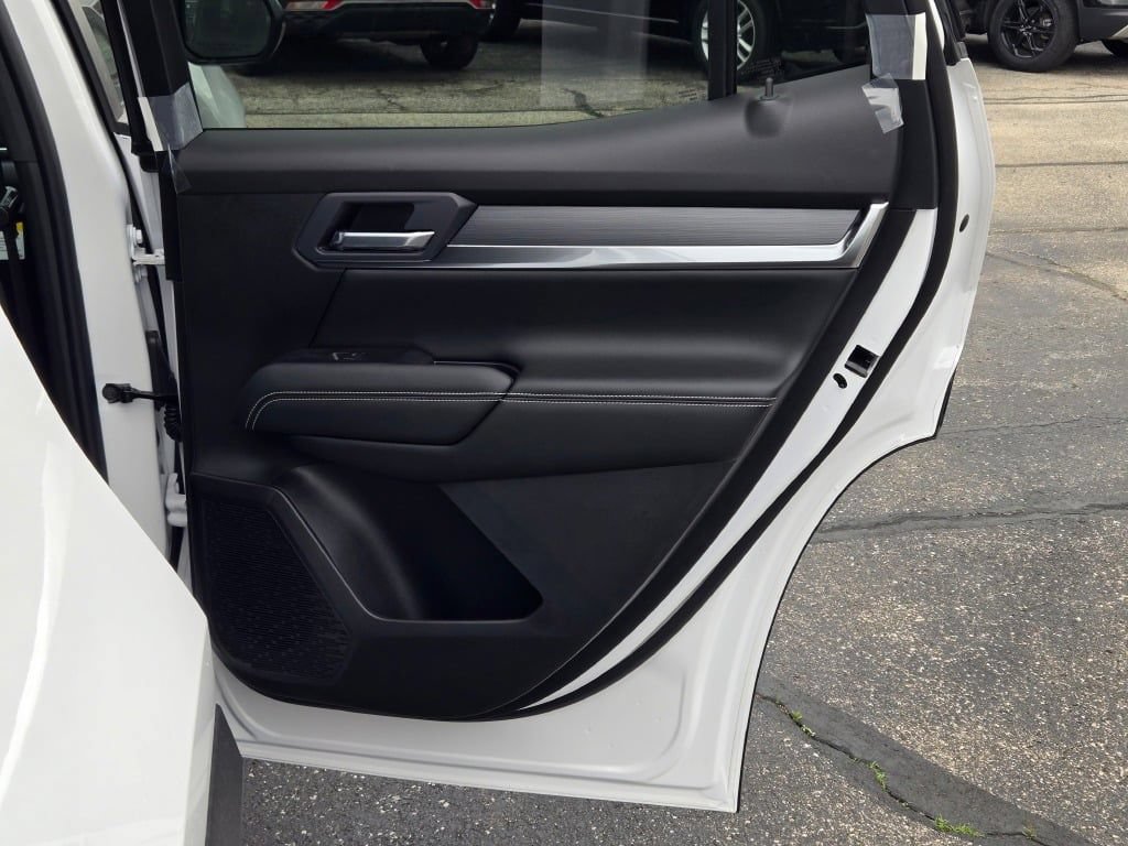 New 2026 GMC Terrain Elevation w/ Black Edition AWD/4WD image 18