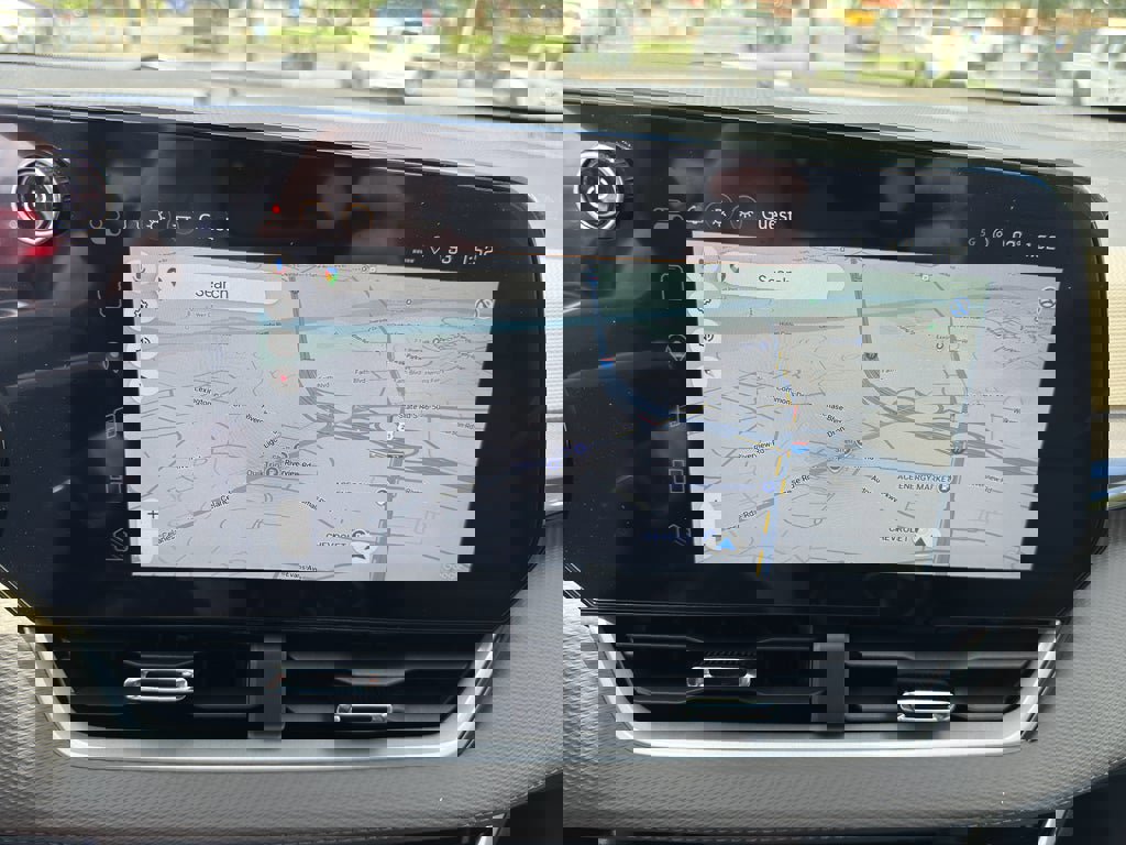 New 2026 Chevrolet Equinox LT w/ Convenience Package II image 18