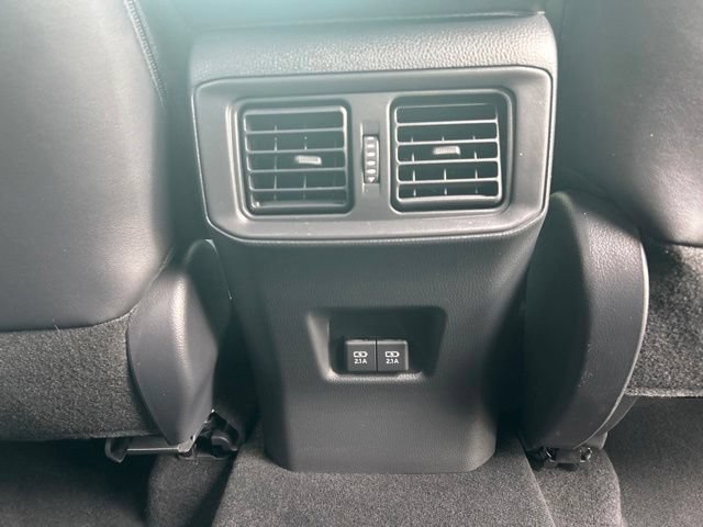 Used 2019 Toyota RAV4 XSE w/ XSE Weather Package AWD/4WD image 33