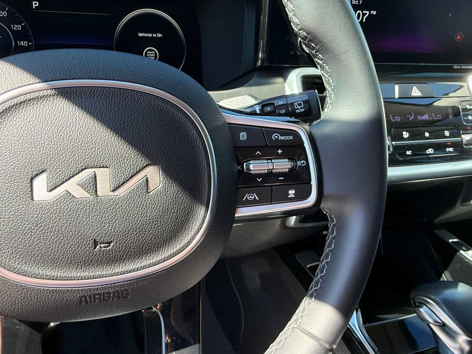 Certified 2023 Kia Sorento SX AWD/4WD image 22