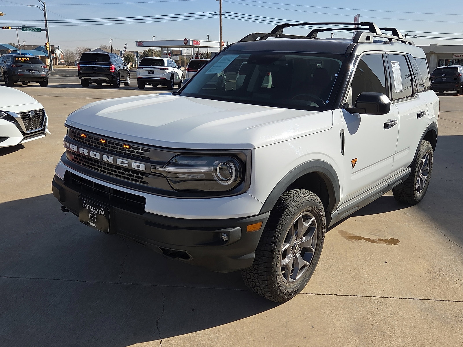 Used 2023 Ford Bronco Sport Badlands image 2