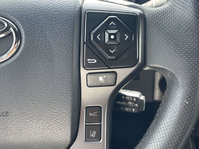 Used 2019 Toyota Tacoma TRD Sport AWD/4WD image 21