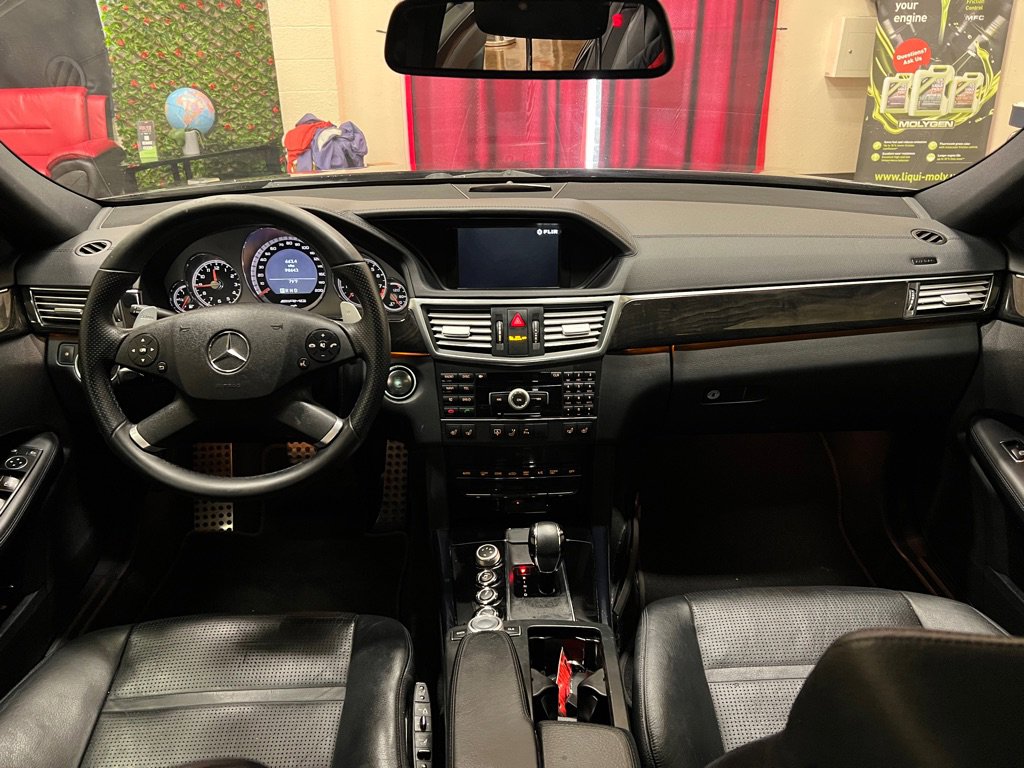 Used 2011 Mercedes-Benz E 63 AMG Sedan image 17