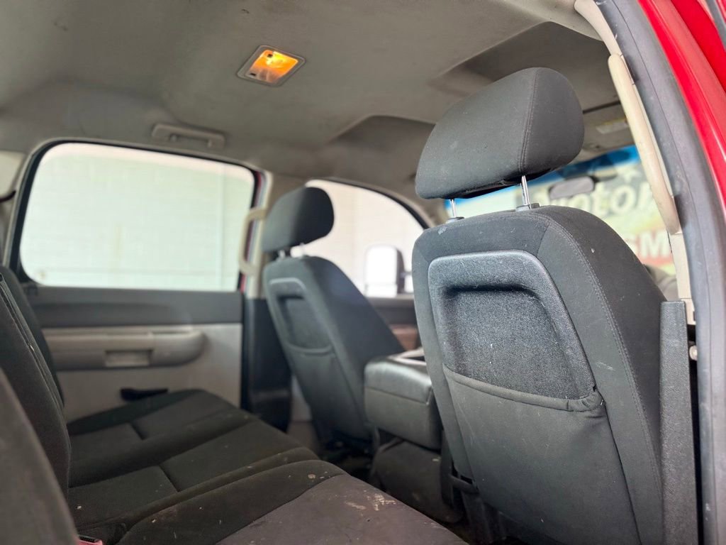 Used 2013 Chevrolet Silverado 3500 W/T image 37