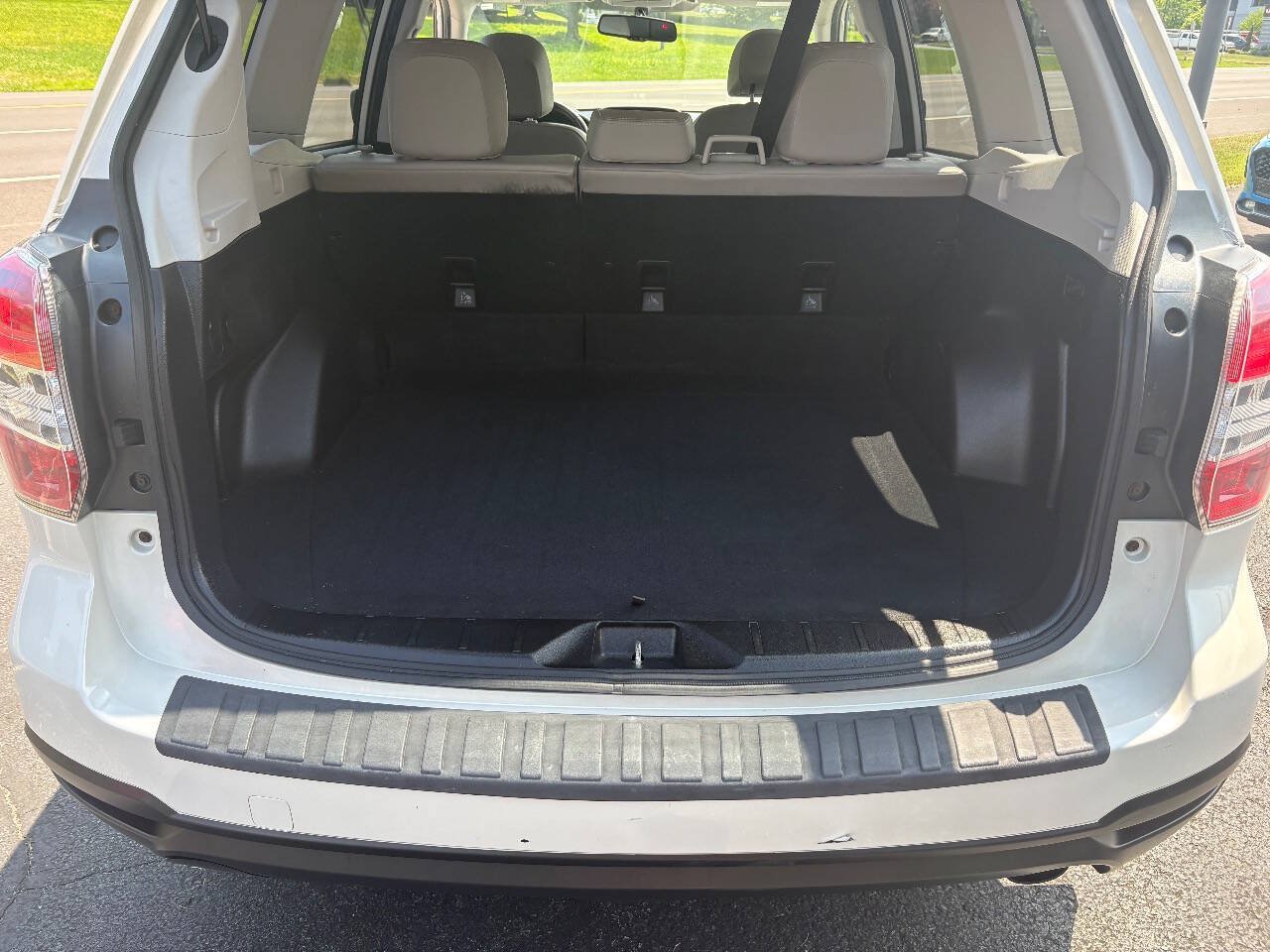 Used 2014 Subaru Forester 2.5i Limited w/ Popular Package #1 AWD/4WD image 22