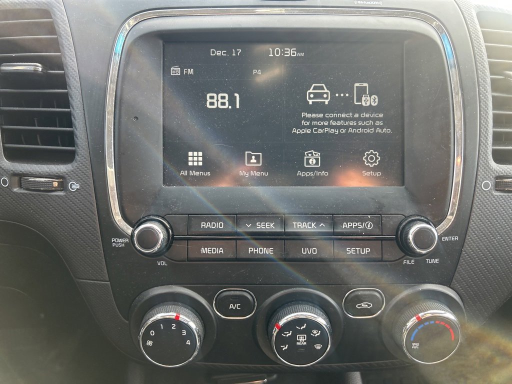 Used 2017 Kia Forte S image 14