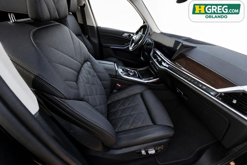 Used 2026 BMW X7 xDrive40i AWD/4WD image 15