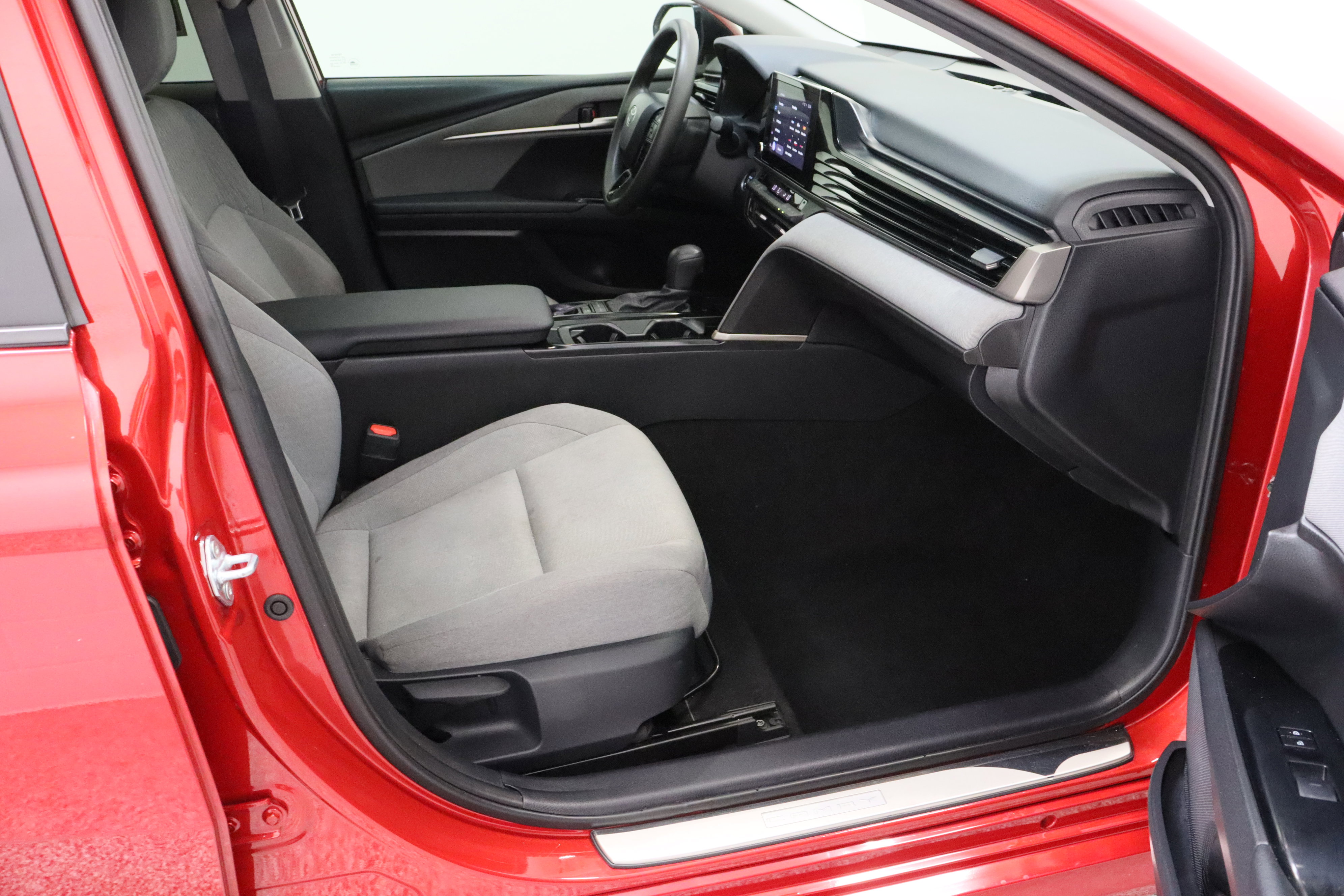 Certified 2025 Toyota Camry LE w/ Convenience Package image 36