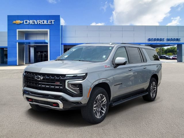 Certified 2025 Chevrolet Suburban Z71 AWD/4WD image 2