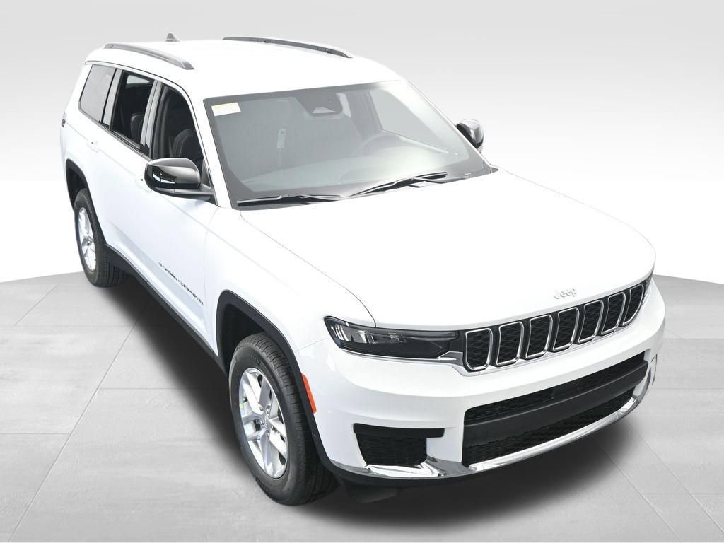Used 2024 Jeep Grand Cherokee L Laredo w/ Luxury Tech Group I image 47