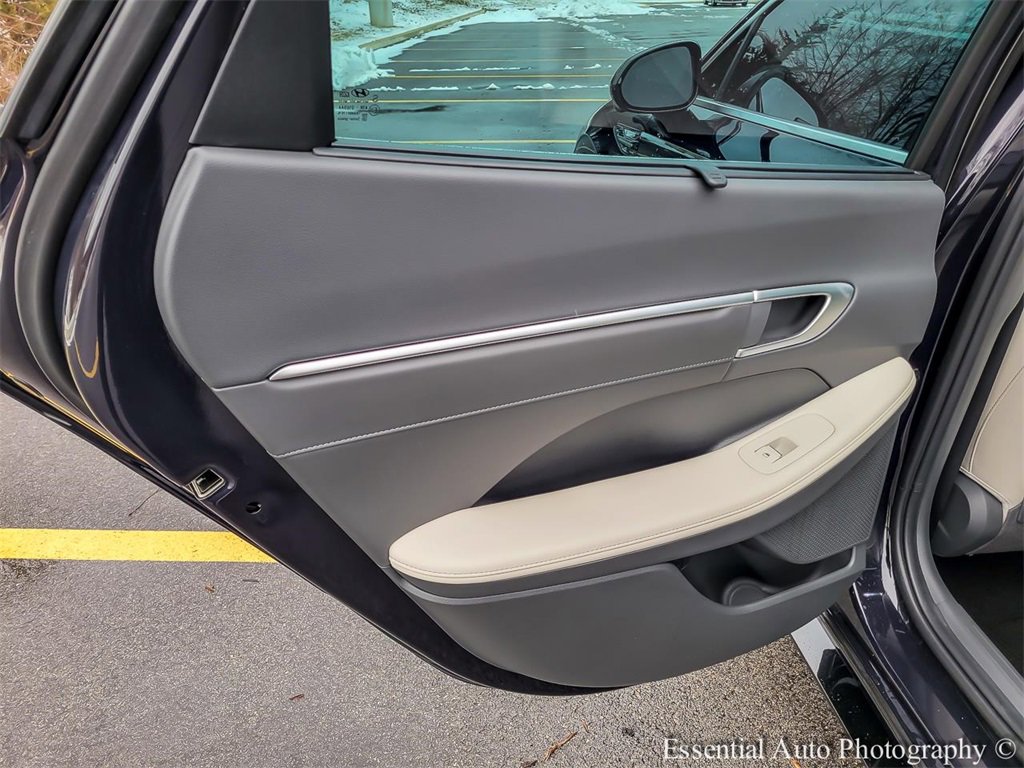 Used 2024 Hyundai Sonata Limited image 29