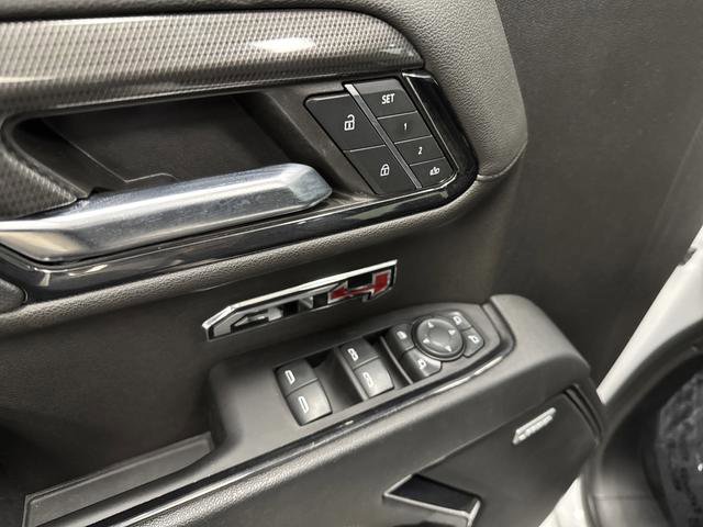 Used 2024 GMC Sierra 1500 AT4 w/ Technology Package image 31