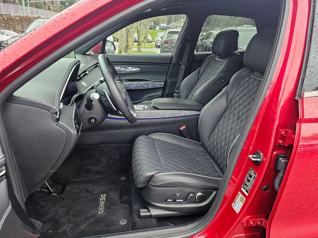 Certified 2025 Genesis GV70 3.5T Sport w/ Sport Advanced Package image 21