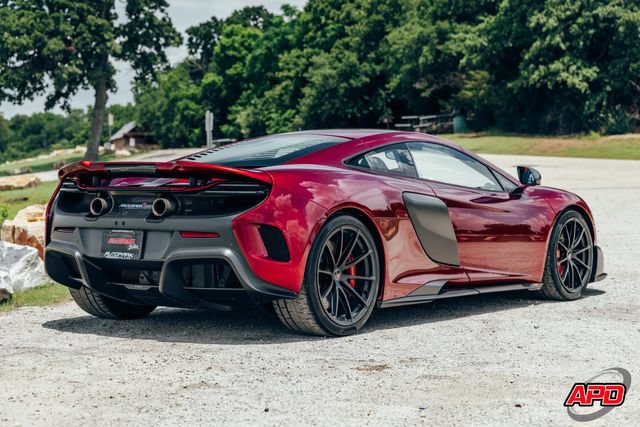 Used 2016 McLaren 675LT Coupe RWD image 9