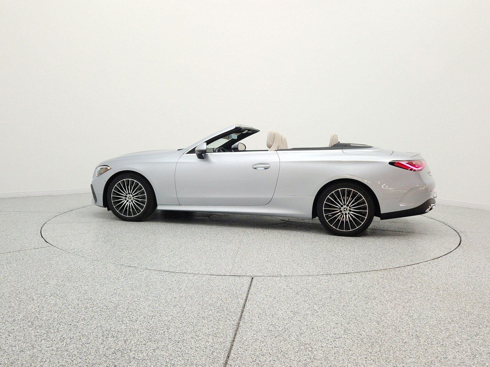 New 2026 Mercedes-Benz CLE 300 4MATIC Cabriolet image 8