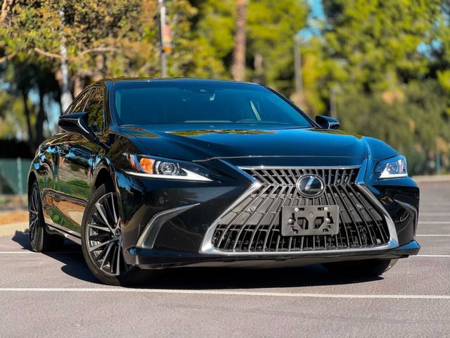 Used 2025 Lexus ES 300h w/ Premium Package FWD image 1
