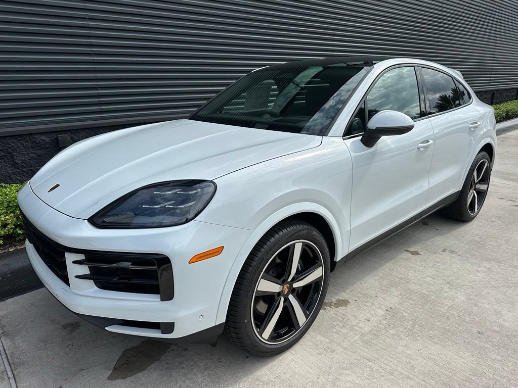 New 2026 Porsche Cayenne Coupe AWD/4WD image 7