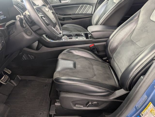 Used 2019 Ford Edge ST w/ Equipment Group 401A AWD/4WD image 14