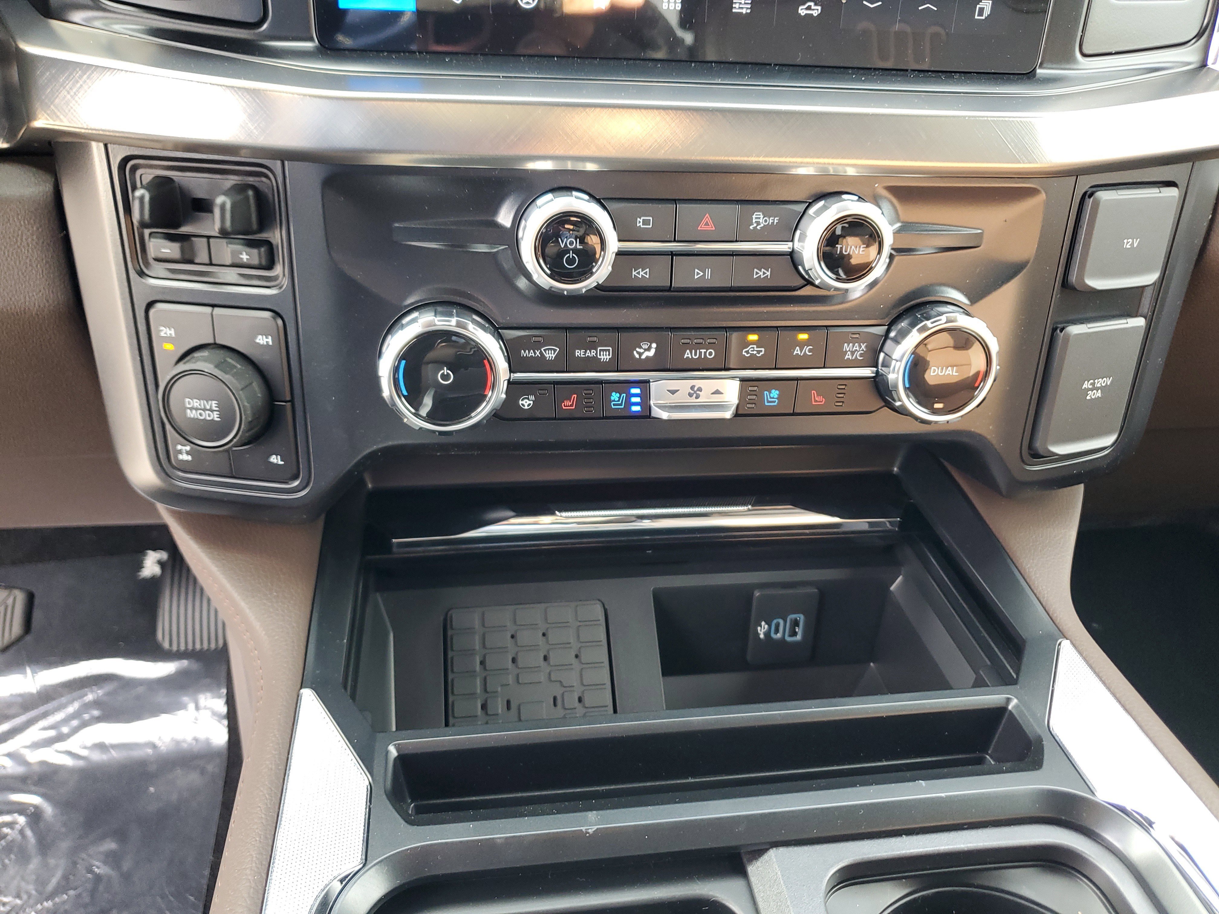 New 2026 Ford F250 King Ranch image 17